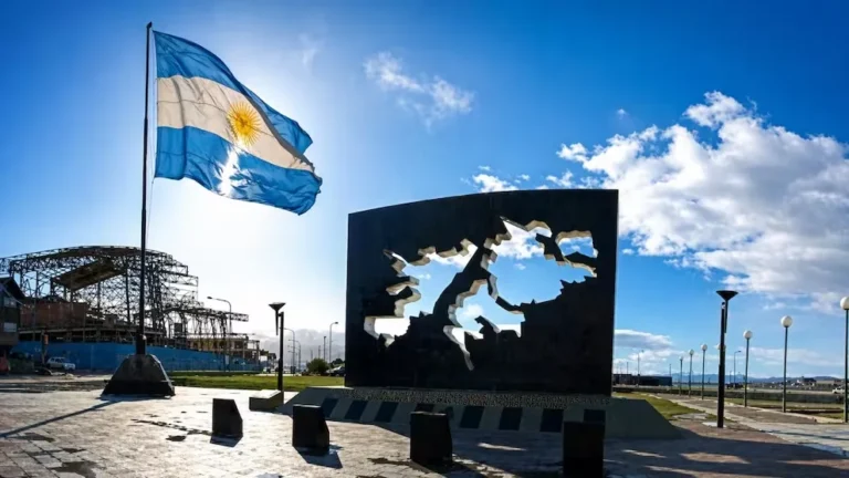 Causa Malvinas: el Gobierno alista la ley antipetroleras y busca el respaldo de aliados internacionales